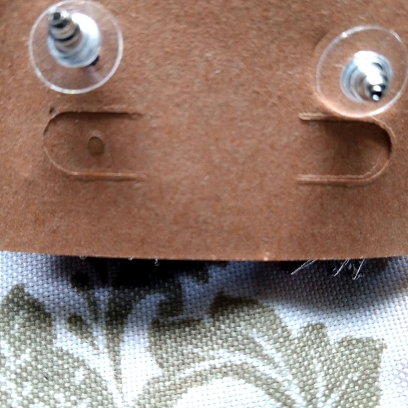 Earrings - Picture 2 of 2